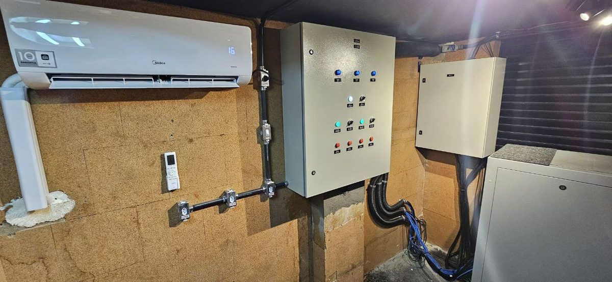 Instalação de Autotransformador e Retrofit das Instalações Elétricas - Teatro SESC Niterói